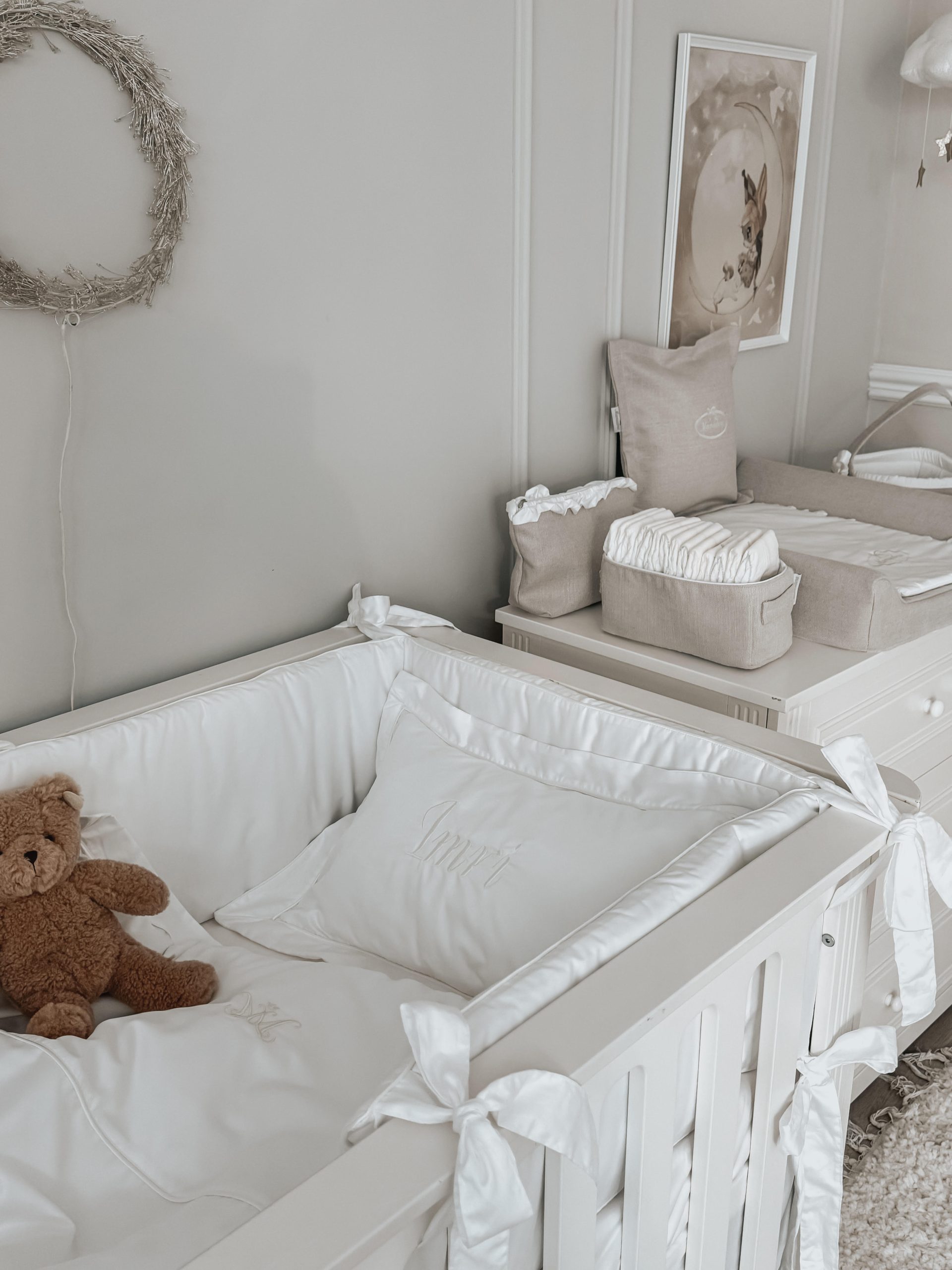 בבה פשתן טבעי עם מיטה